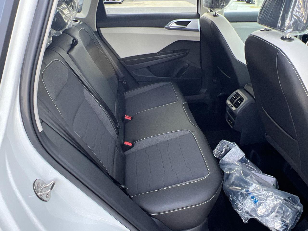 2026 Volkswagen Taos SE Hagerstown MD