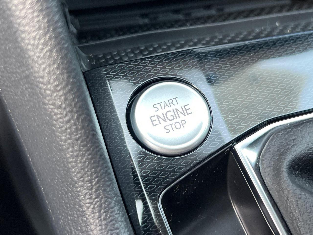 2026 Volkswagen Taos SE Hagerstown MD