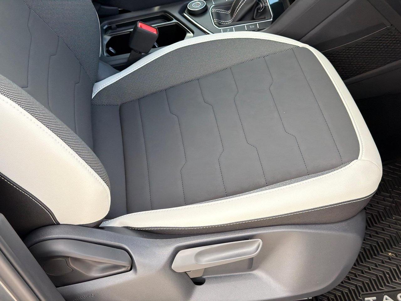 2026 Volkswagen Taos SE Hagerstown MD