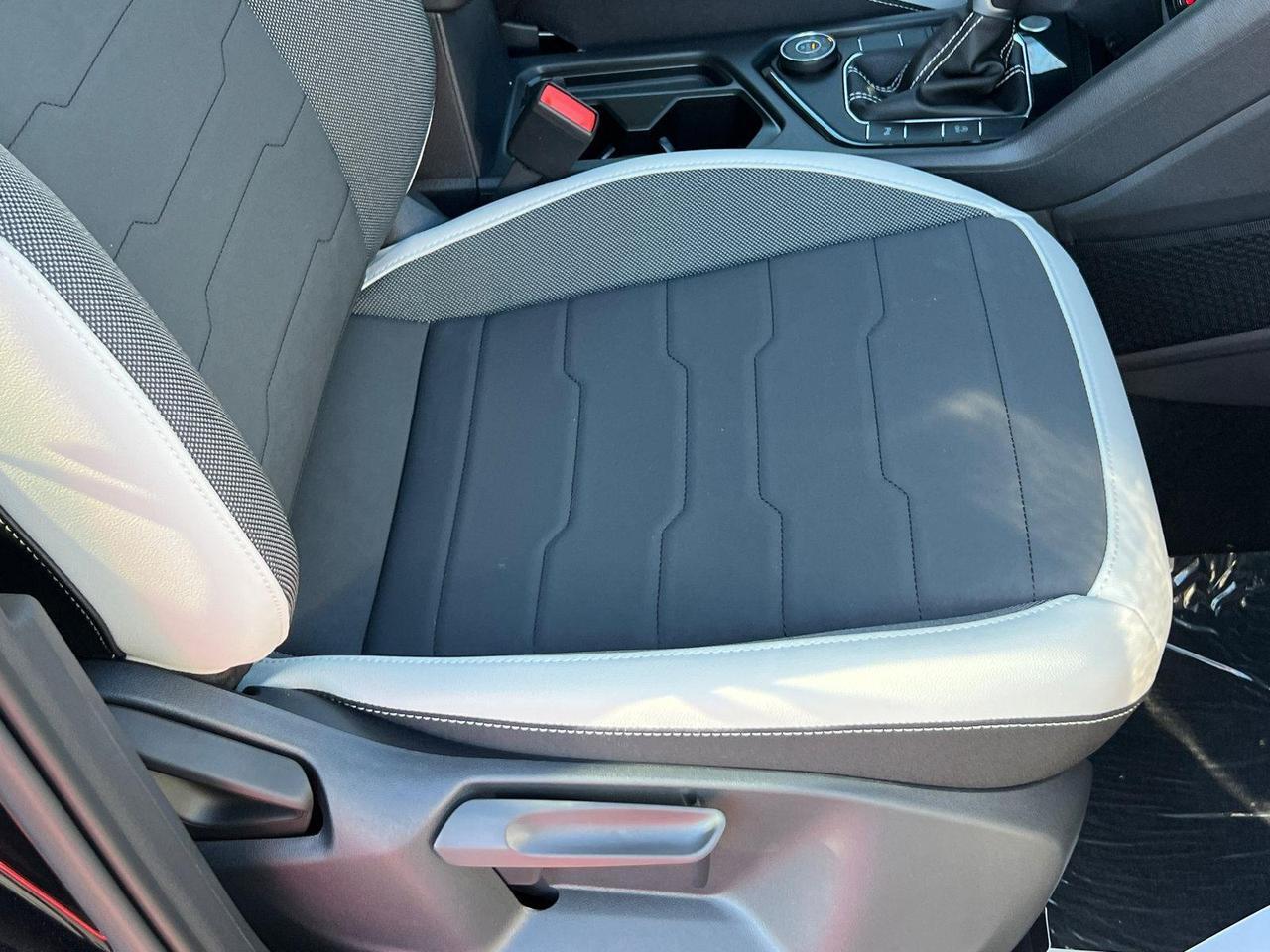 2026 Volkswagen Taos SE Hagerstown MD