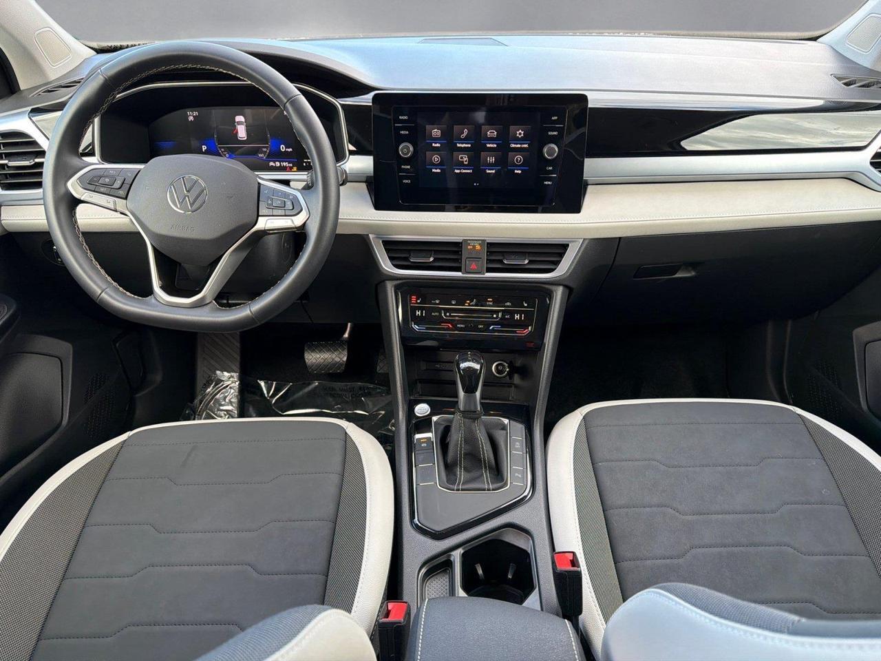 2026 Volkswagen Taos SE Hagerstown MD
