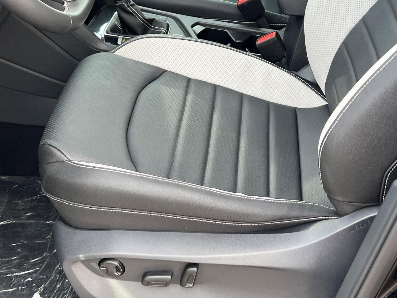 2026 Volkswagen Taos SEL Hagerstown MD