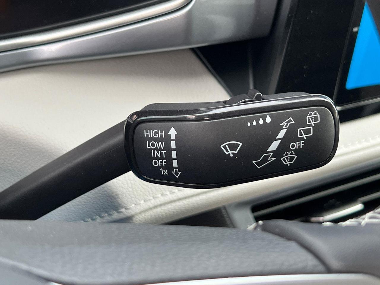 2026 Volkswagen Taos SEL Hagerstown MD