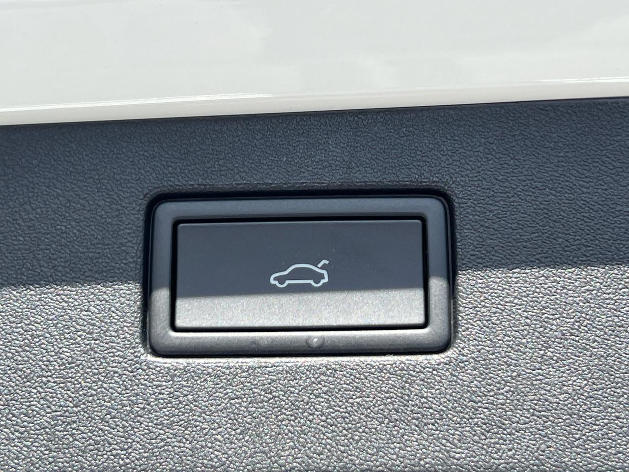 2026 Volkswagen Tiguan 2.0T SE R-Line Black Hagerstown MD