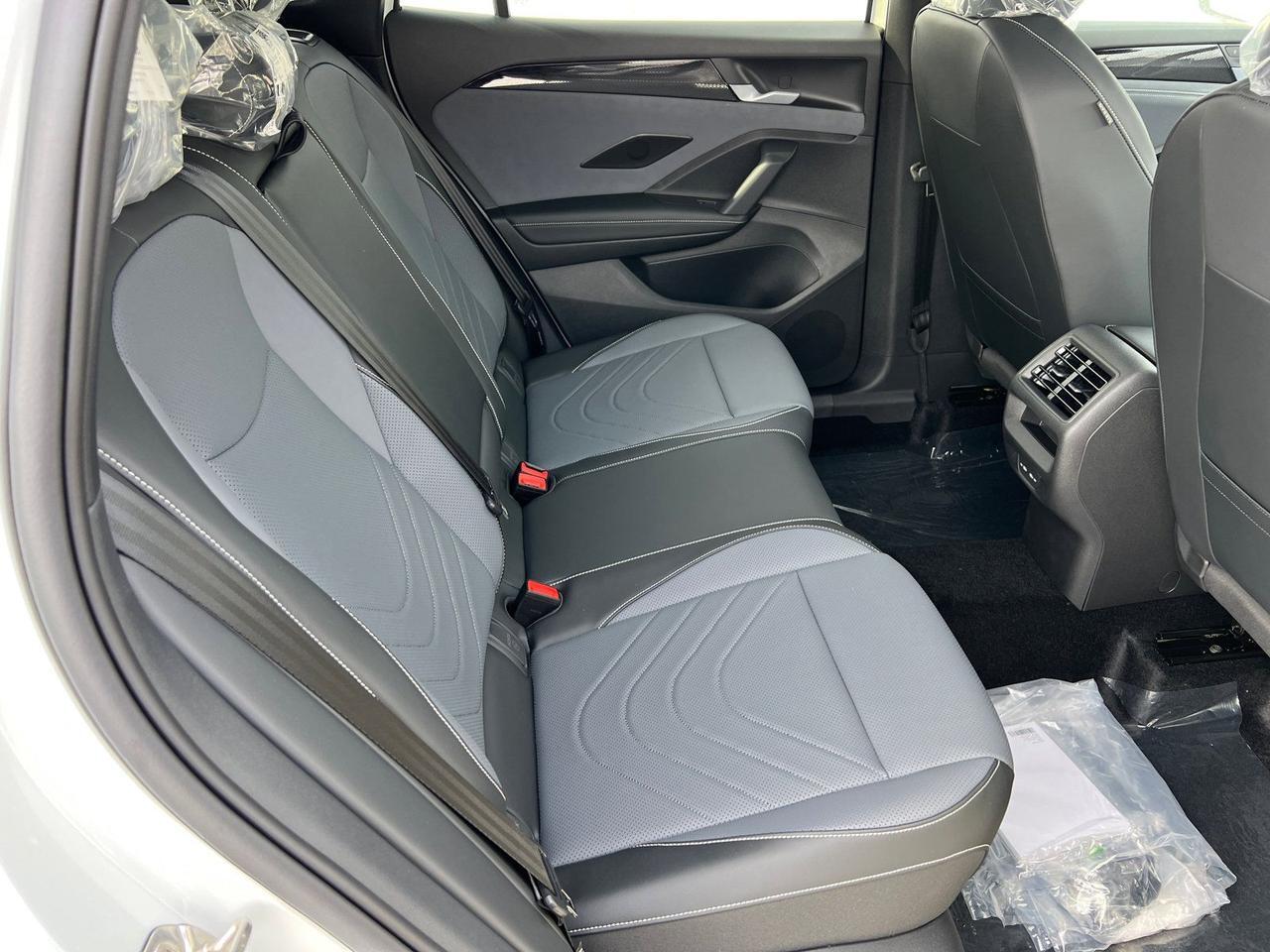 2026 Volkswagen Tiguan 2.0T SE R-Line Black Hagerstown MD