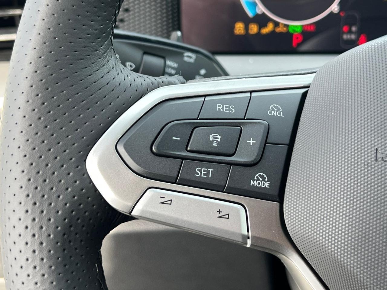 2026 Volkswagen Tiguan 2.0T SE R-Line Black Hagerstown MD