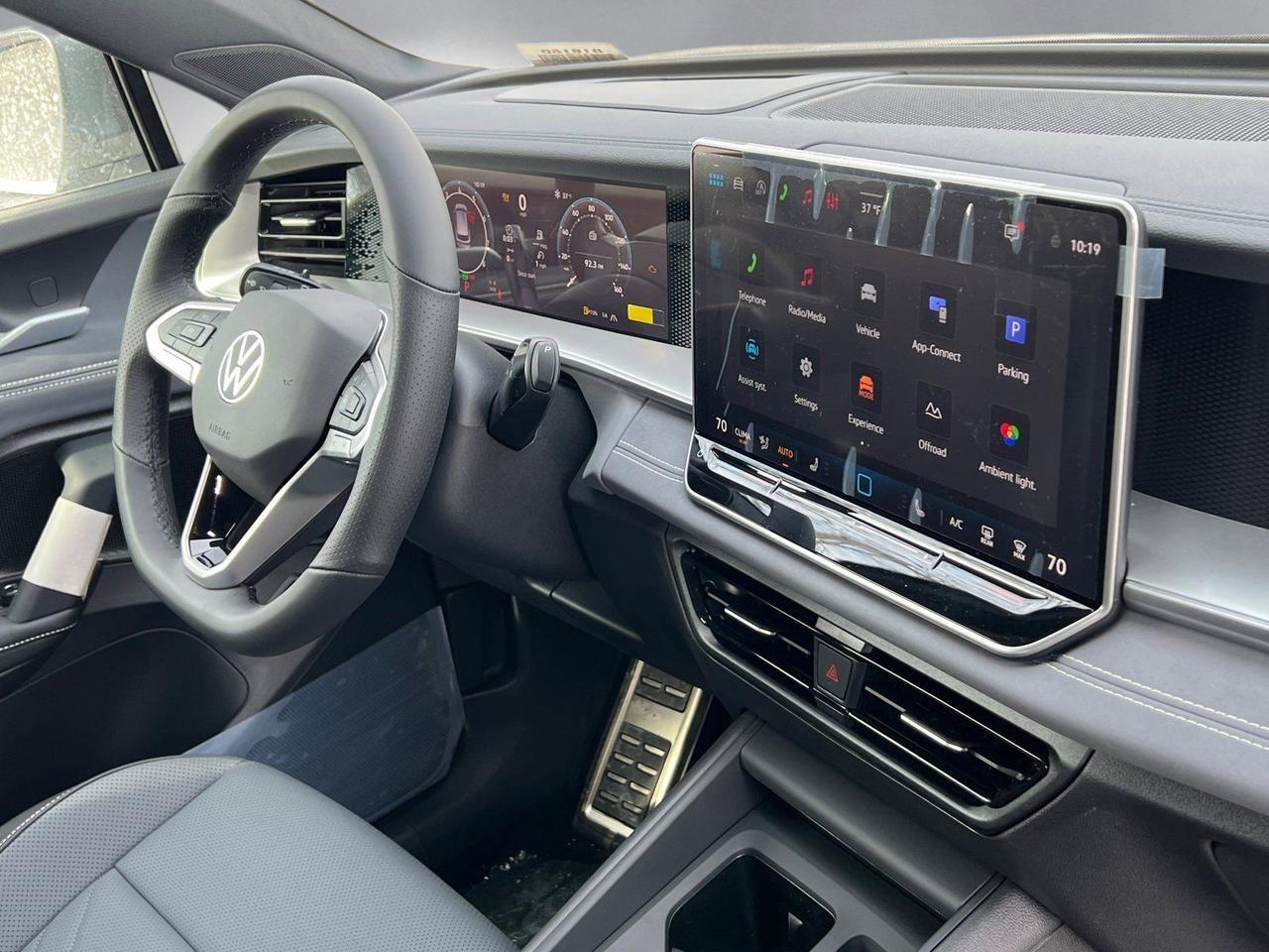 2026 Volkswagen Tiguan 2.0T SE R-Line Black Hagerstown MD