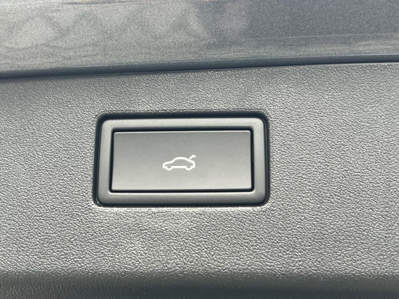 2026 Volkswagen Tiguan 2.0T SE R-Line Black Hagerstown MD