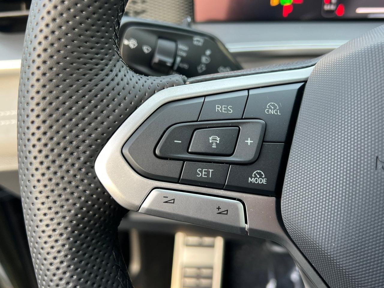 2026 Volkswagen Tiguan 2.0T SE R-Line Black Hagerstown MD