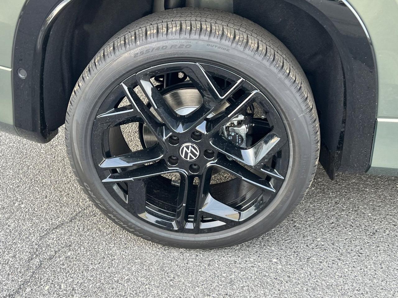 2026 Volkswagen Tiguan 2.0T SE R-Line Black Hagerstown MD