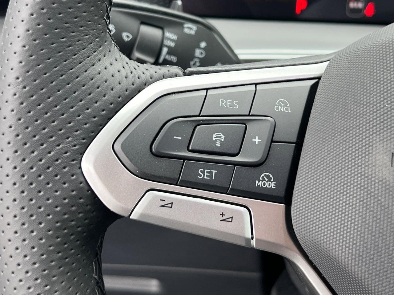 2026 Volkswagen Tiguan 2.0T SE R-Line Black Hagerstown MD