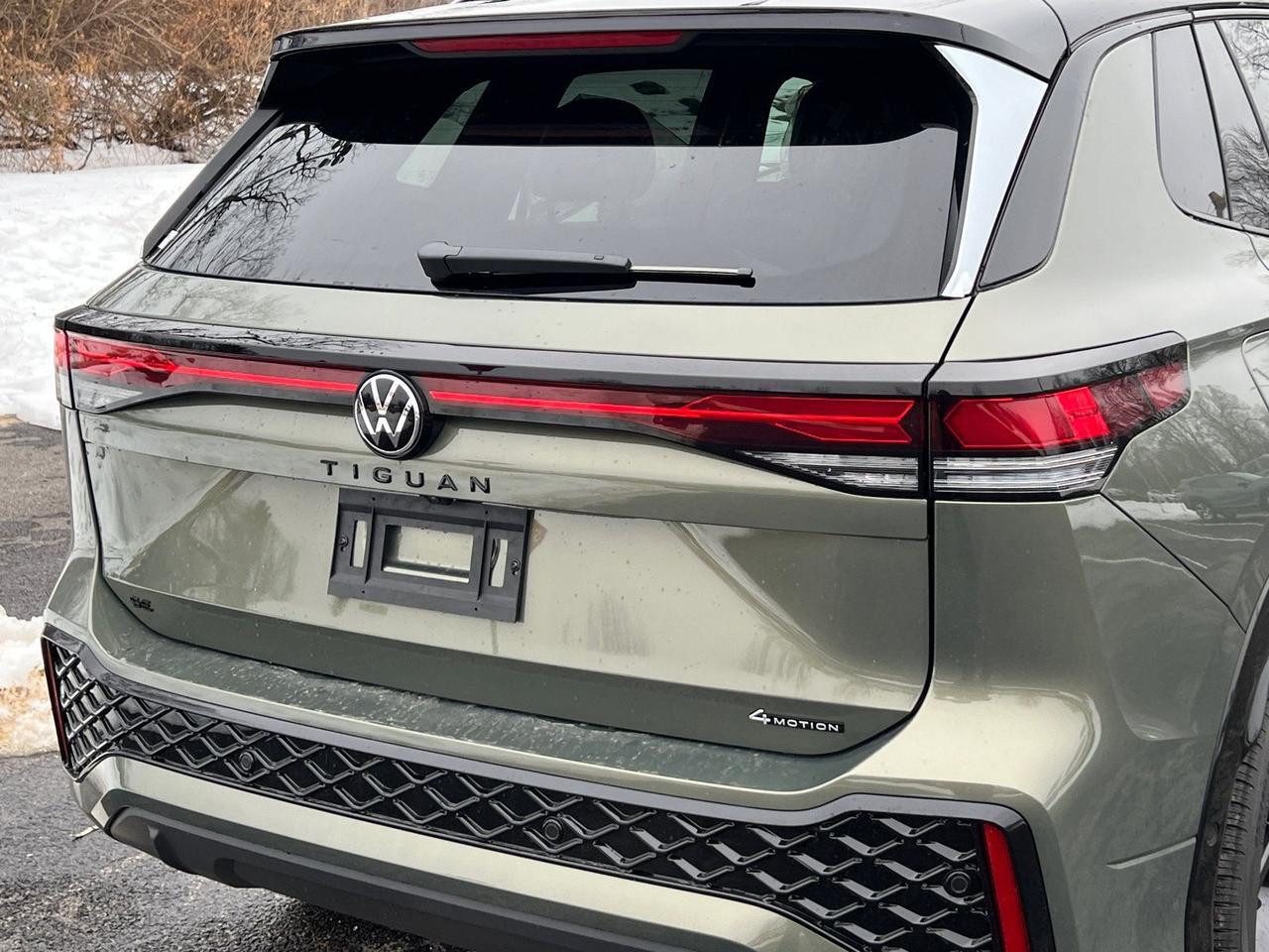 2026 Volkswagen Tiguan 2.0T SE R-Line Black Hagerstown MD