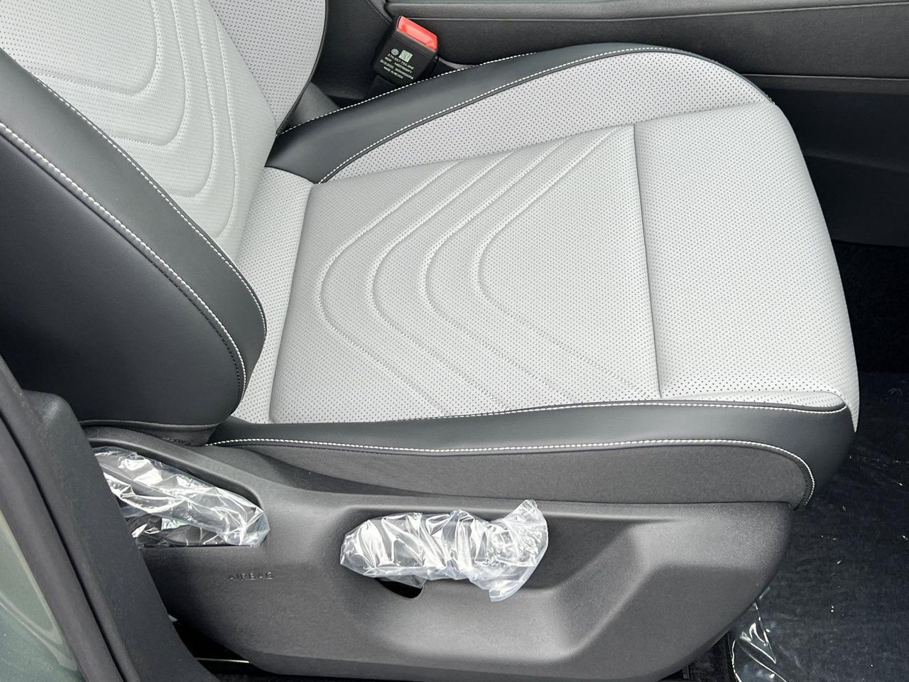 2026 Volkswagen Tiguan 2.0T SE R-Line Black Hagerstown MD