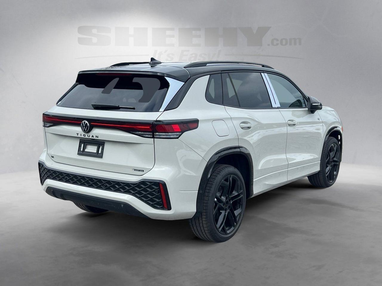 2026 Volkswagen Tiguan 2.0T SE R-Line Black Hagerstown MD