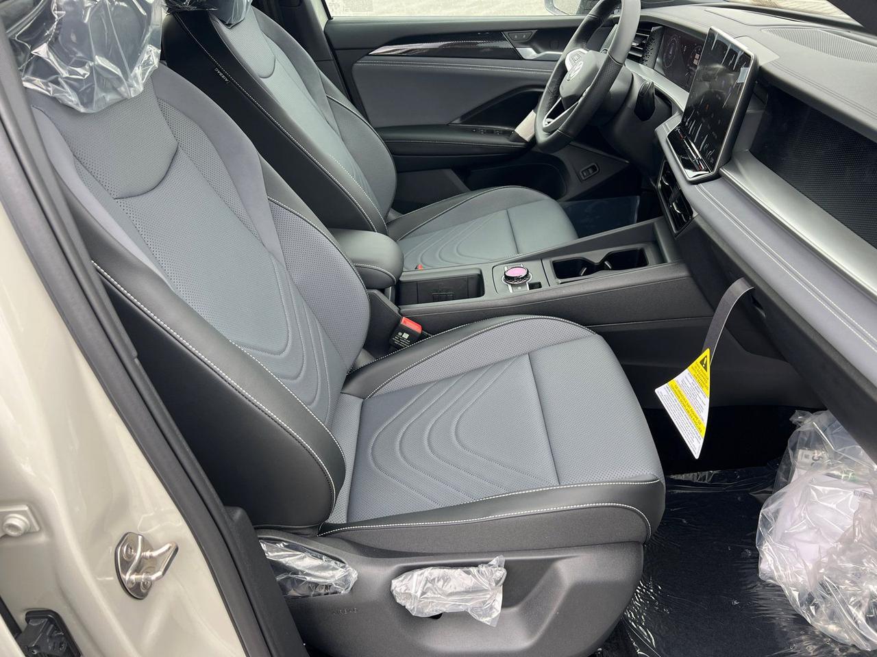 2026 Volkswagen Tiguan 2.0T SE R-Line Black Hagerstown MD