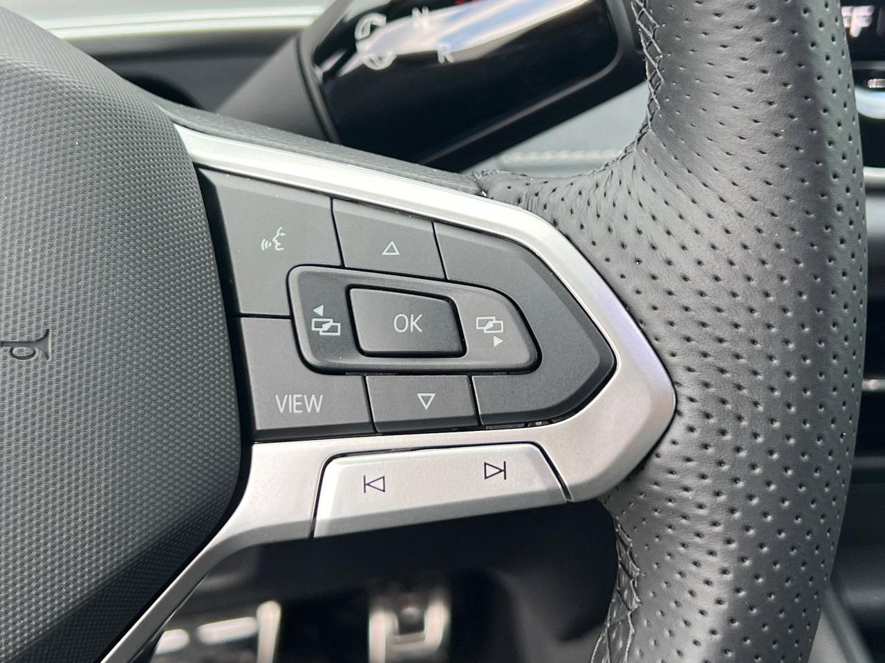 2026 Volkswagen Tiguan 2.0T SE R-Line Black Hagerstown MD