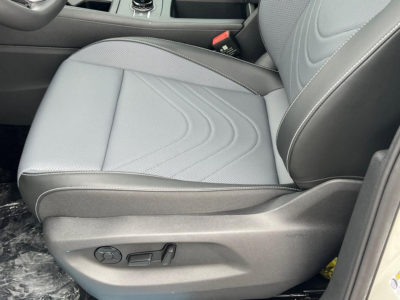 2026 Volkswagen Tiguan 2.0T SE R-Line Black Hagerstown MD