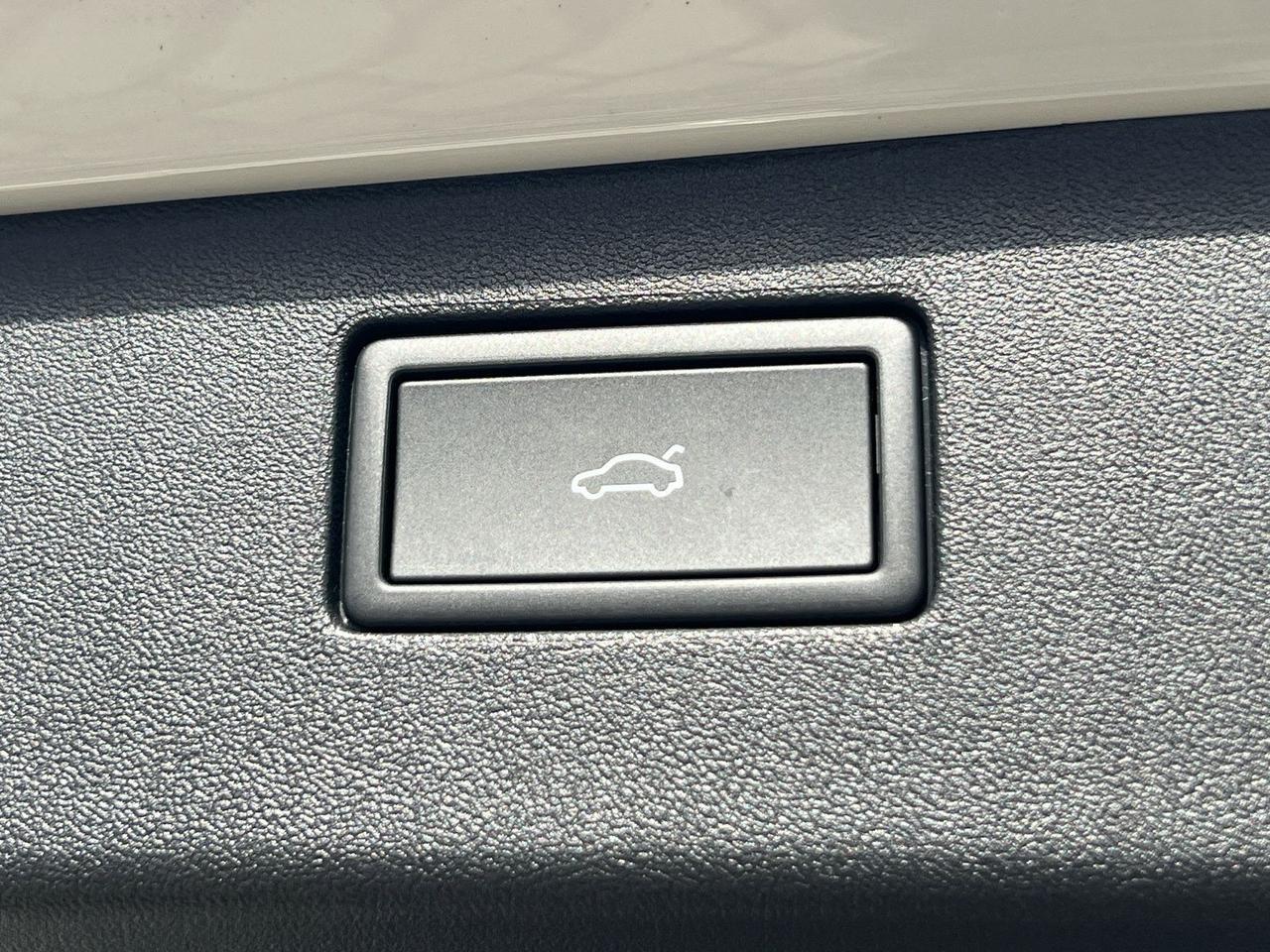 2026 Volkswagen Tiguan 2.0T SE R-Line Black Hagerstown MD