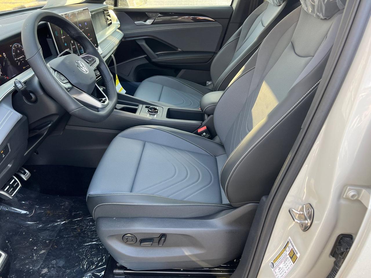 2026 Volkswagen Tiguan 2.0T SE R-Line Black Hagerstown MD