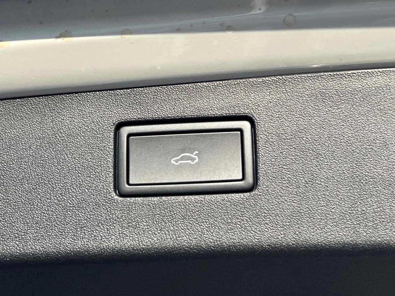 2026 Volkswagen Tiguan 2.0T SE R-Line Black Hagerstown MD