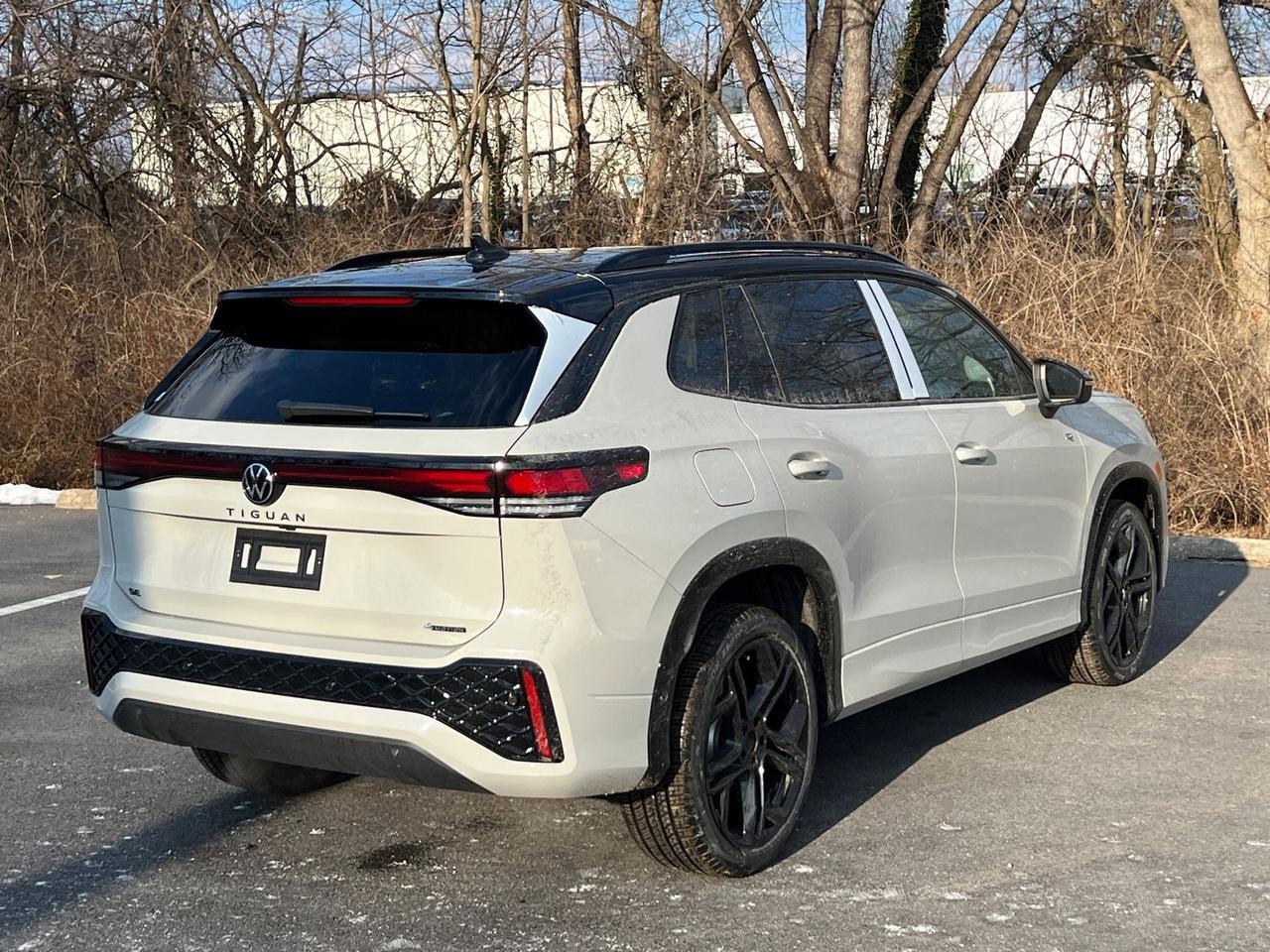 2026 Volkswagen Tiguan 2.0T SE R-Line Black Hagerstown MD