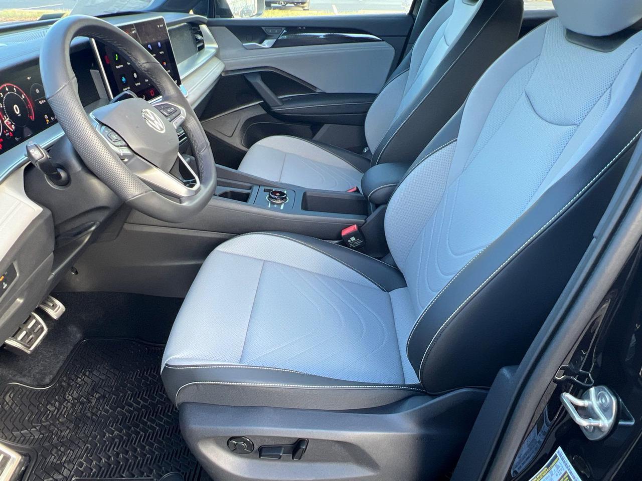 2026 Volkswagen Tiguan 2.0T SE R-Line Black Hagerstown MD