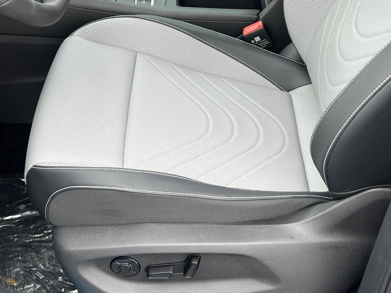 2026 Volkswagen Tiguan 2.0T SE R-Line Black Hagerstown MD