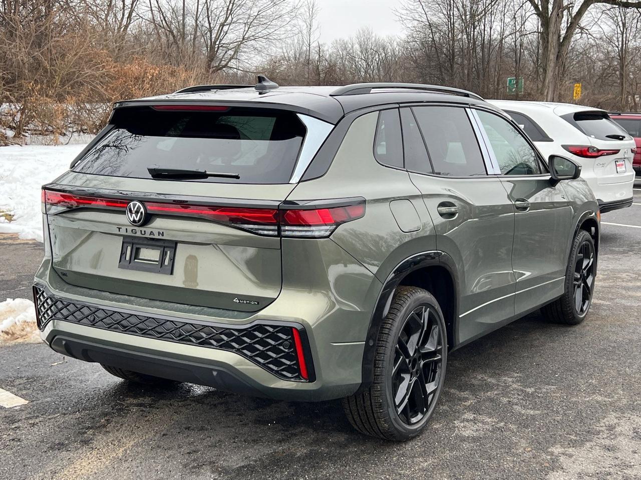 2026 Volkswagen Tiguan 2.0T SE R-Line Black Hagerstown MD