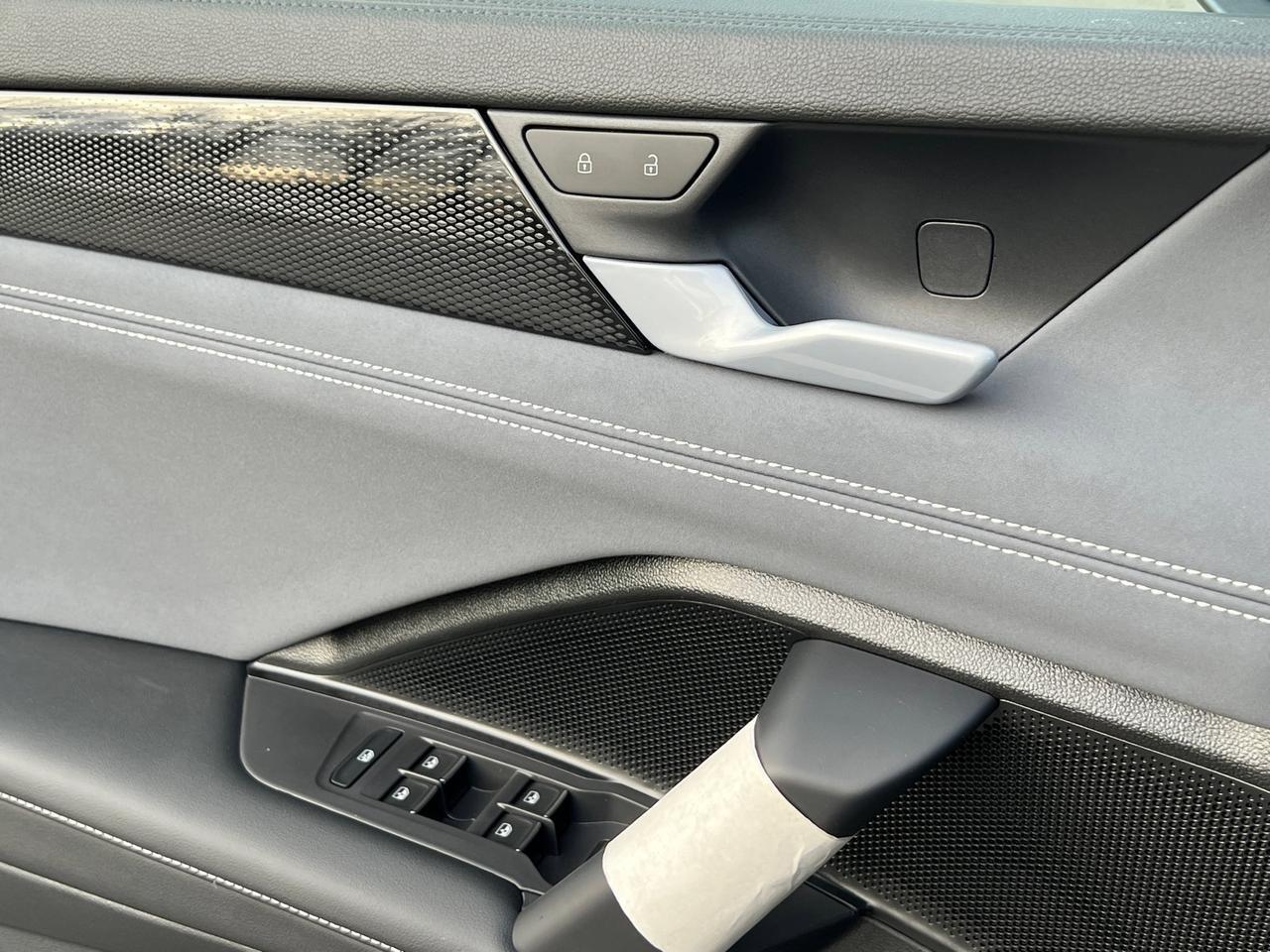 2026 Volkswagen Tiguan 2.0T SE R-Line Black Hagerstown MD