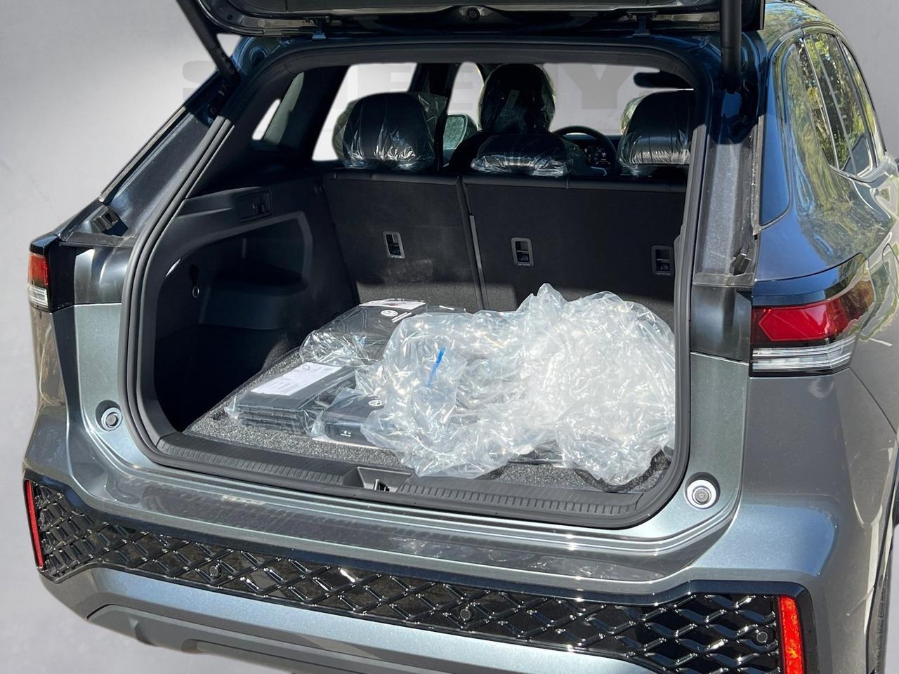 2026 Volkswagen Tiguan 2.0T SE R-Line Black Hagerstown MD