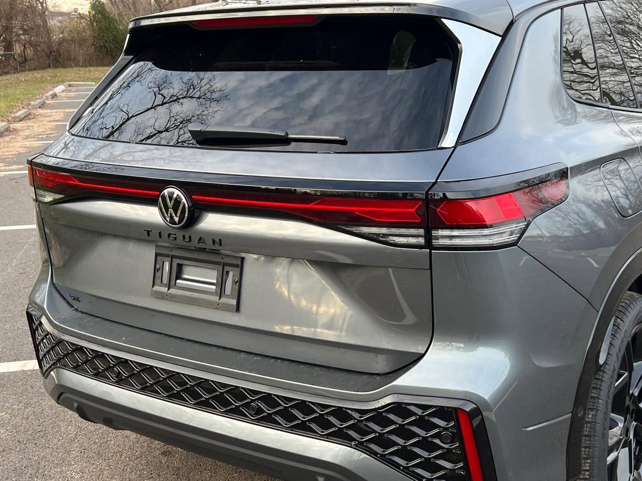 2026 Volkswagen Tiguan 2.0T SE R-Line Black Hagerstown MD