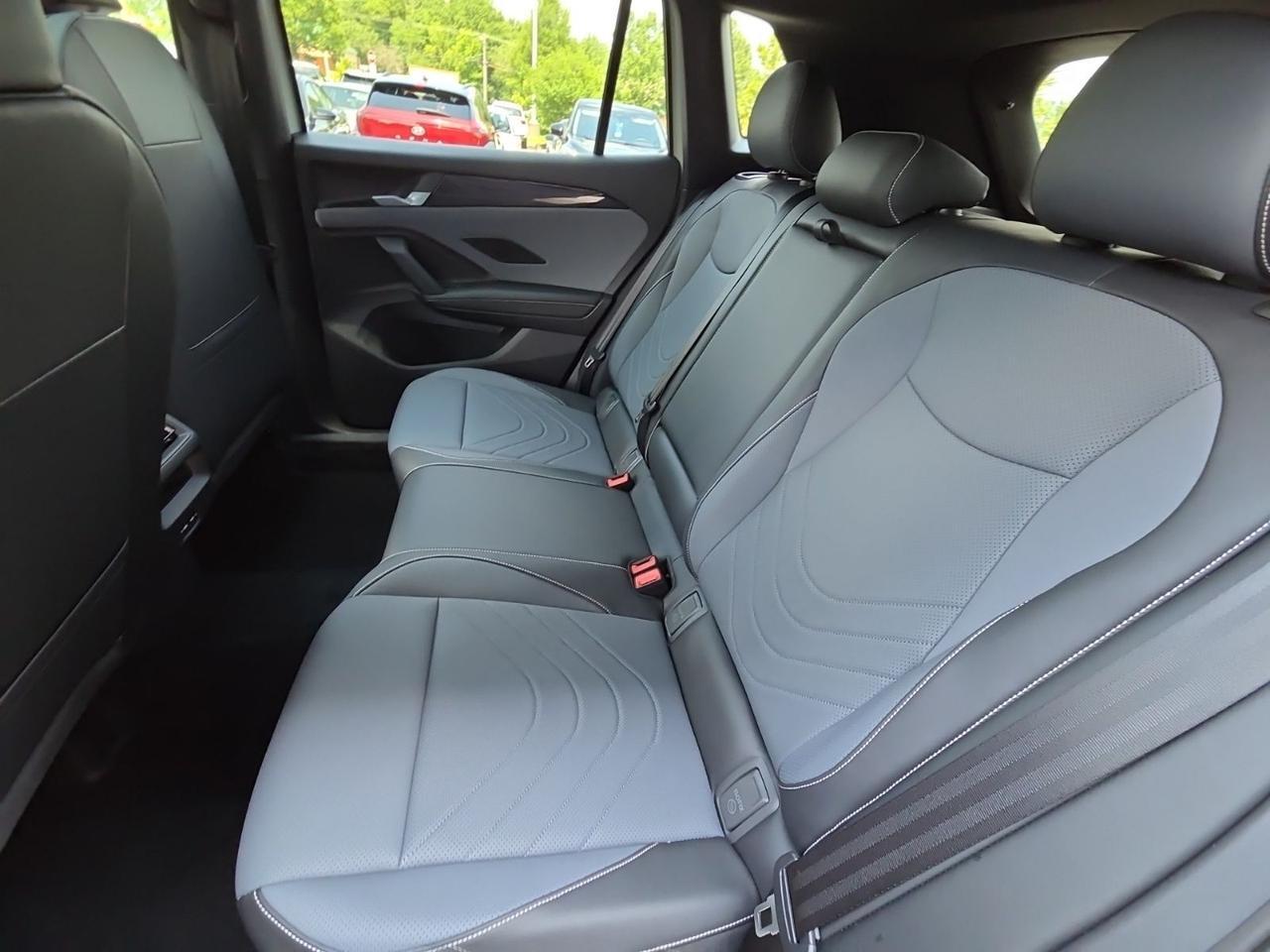 2026 Volkswagen Tiguan 2.0T SE R-Line Black Waldorf MD