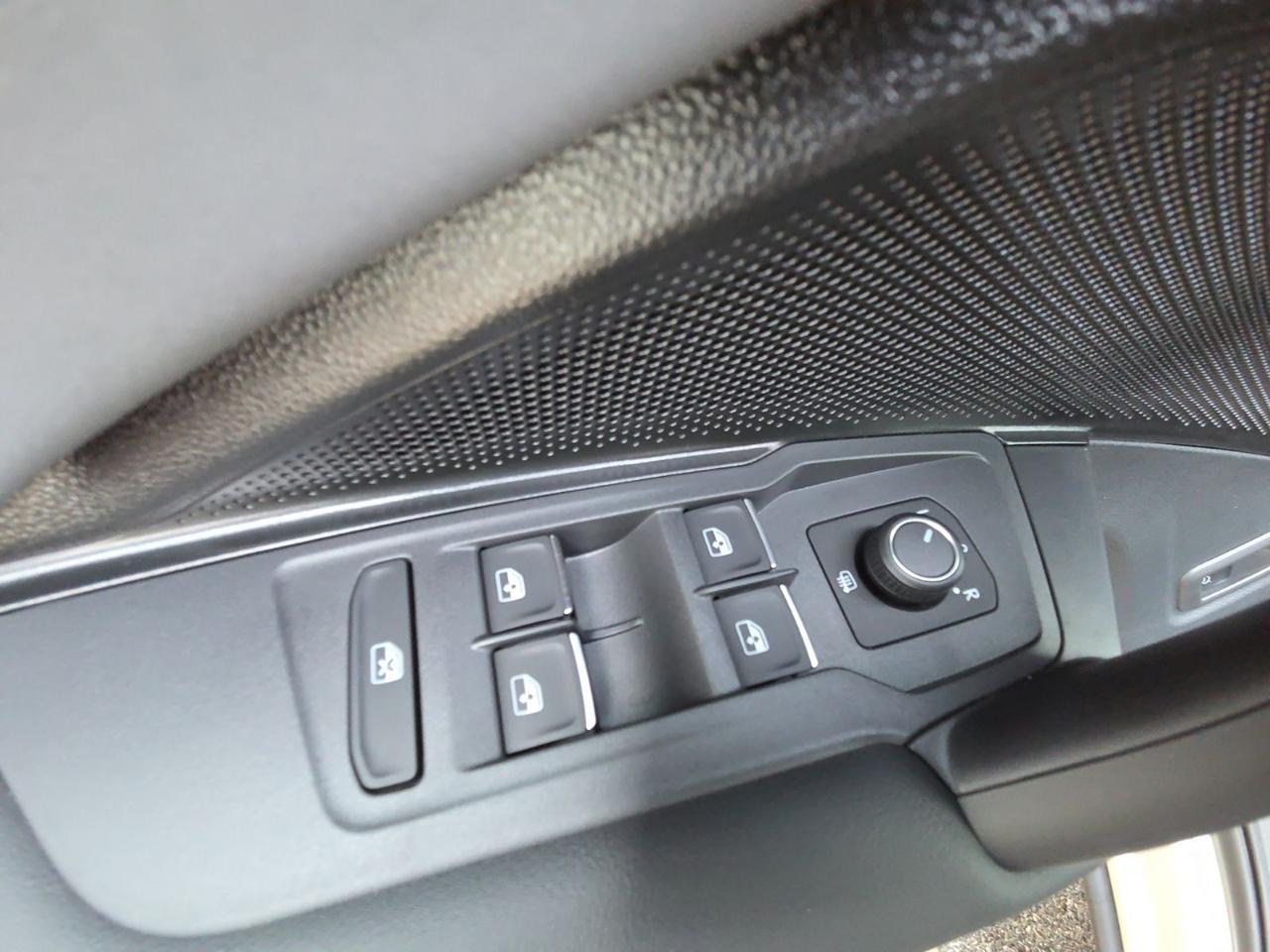 2026 Volkswagen Tiguan 2.0T SE R-Line Black Waldorf MD