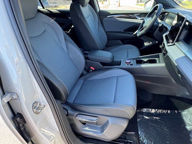 2026 Volkswagen Tiguan 2.0T SE R-Line Black Springfield VA