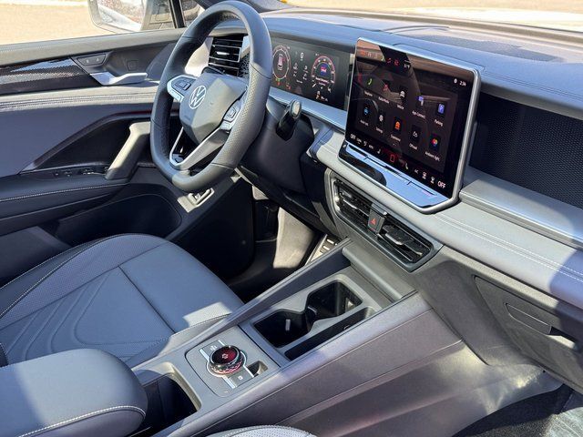 2026 Volkswagen Tiguan 2.0T SE R-Line Black Springfield VA