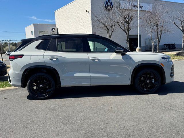 2026 Volkswagen Tiguan 2.0T SE R-Line Black Springfield VA