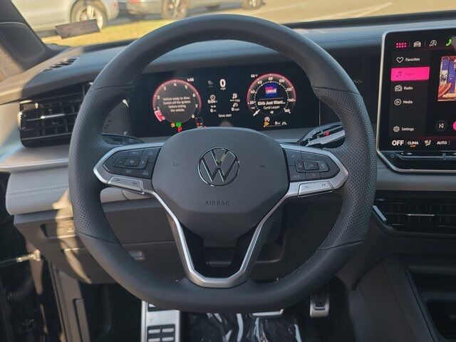 2026 Volkswagen Tiguan 2.0T SE R-Line Black Springfield VA