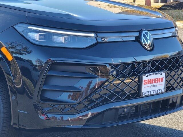 2026 Volkswagen Tiguan 2.0T SE R-Line Black Springfield VA