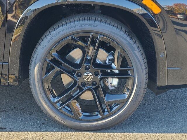 2026 Volkswagen Tiguan 2.0T SE R-Line Black Springfield VA