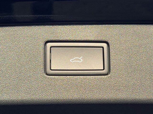 2026 Volkswagen Tiguan 2.0T SE R-Line Black Springfield VA