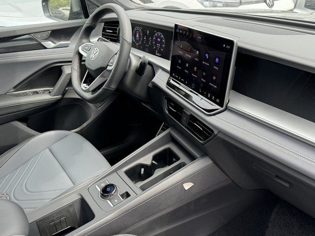 2026 Volkswagen Tiguan 2.0T SE R-Line Black Springfield VA