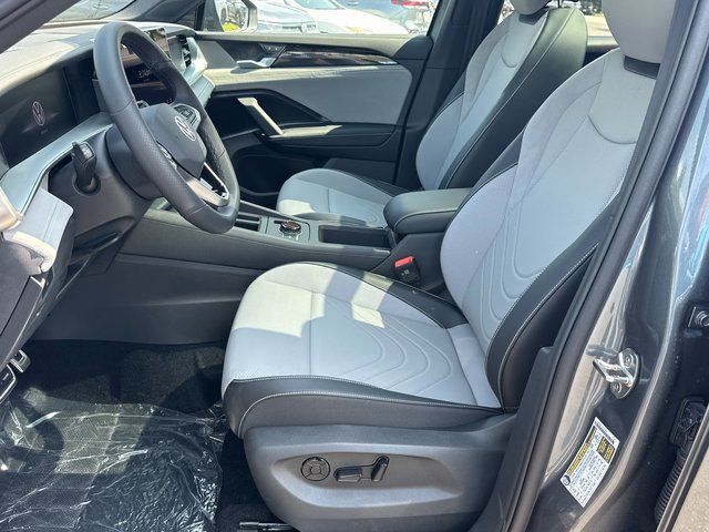 2026 Volkswagen Tiguan 2.0T SE R-Line Black Springfield VA