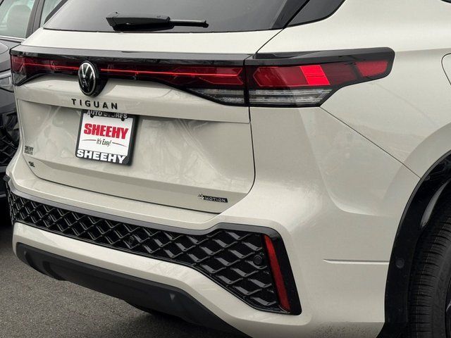 2026 Volkswagen Tiguan 2.0T SE R-Line Black Springfield VA