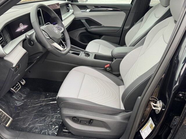 2026 Volkswagen Tiguan 2.0T SE R-Line Black Springfield VA