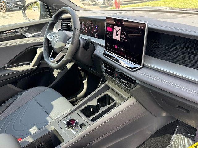 2026 Volkswagen Tiguan 2.0T SE R-Line Black Springfield VA