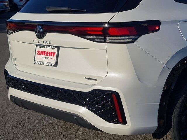 2026 Volkswagen Tiguan 2.0T SE R-Line Black Springfield VA