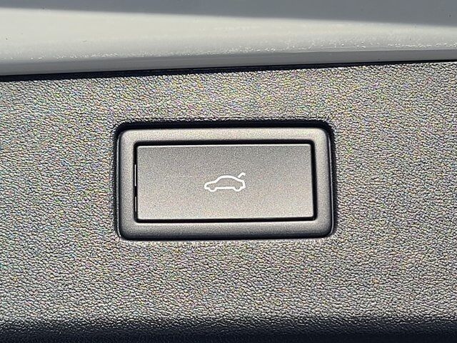 2026 Volkswagen Tiguan 2.0T SE R-Line Black Springfield VA