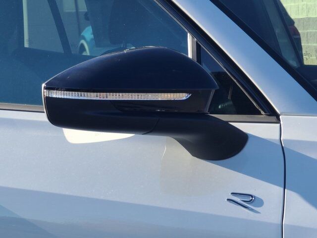 2026 Volkswagen Tiguan 2.0T SE R-Line Black Springfield VA