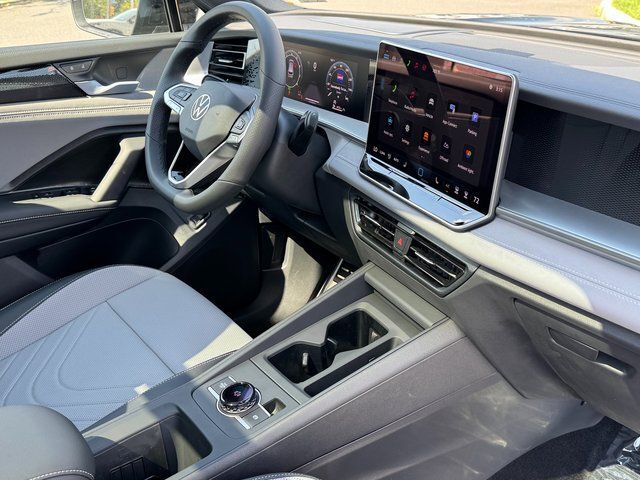 2026 Volkswagen Tiguan 2.0T SE R-Line Black Springfield VA