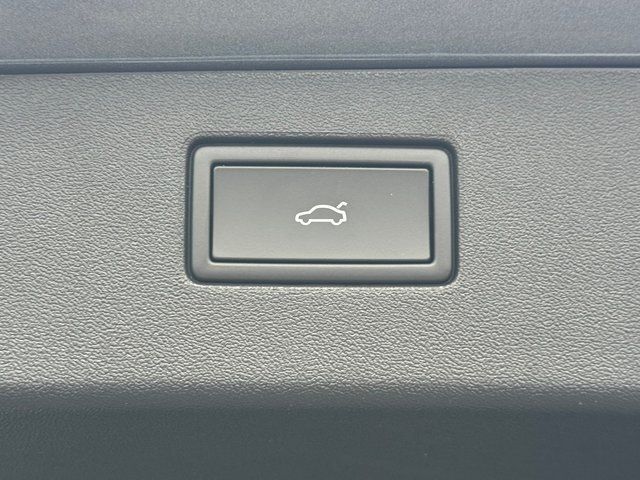 2026 Volkswagen Tiguan 2.0T SE R-Line Black Springfield VA